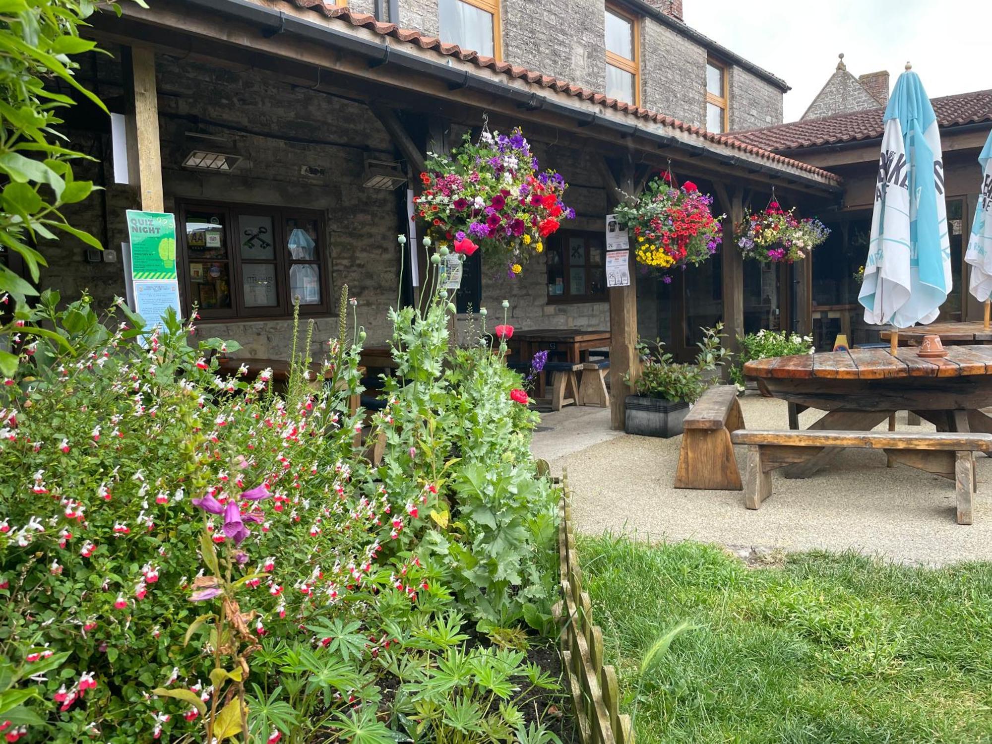 Cross Keys Inn Lydford-on-Fosse Екстер'єр фото